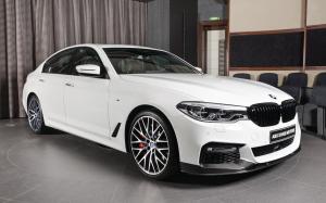 BMW 540i Limited Black Edition in Alpine White by Abu Dhabi Motors